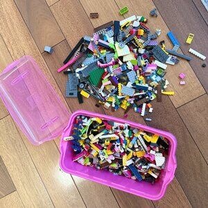 7 Pound Box of Random Assorted Legos